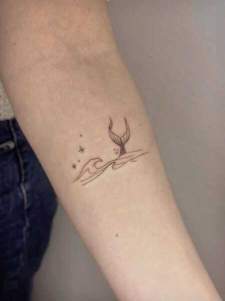Minimalist mermaid tattoos with a touch of celestial magic | zeynabanbarestani138