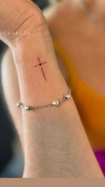 Keep Fine Line Tattoos Crisp with Proper Daily Care