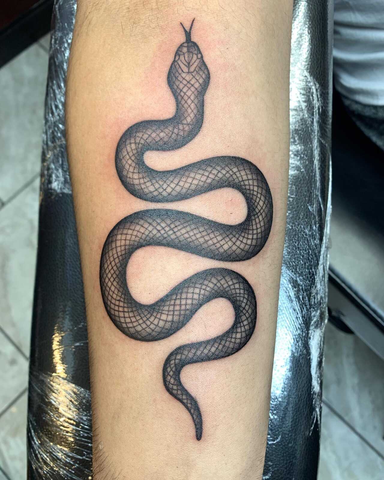 Traditional snake tattoo designs and meaning of serpent tattoo ...