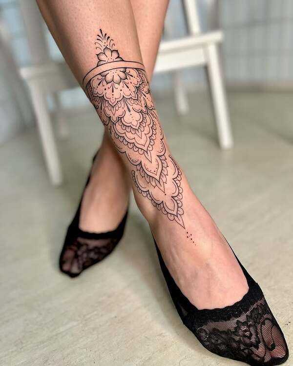 Footwear and lifestyle tips post-tattoo | nikkitattoox