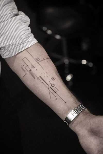 A fine line tattoo is created using ultra-thin lines | K2zzz